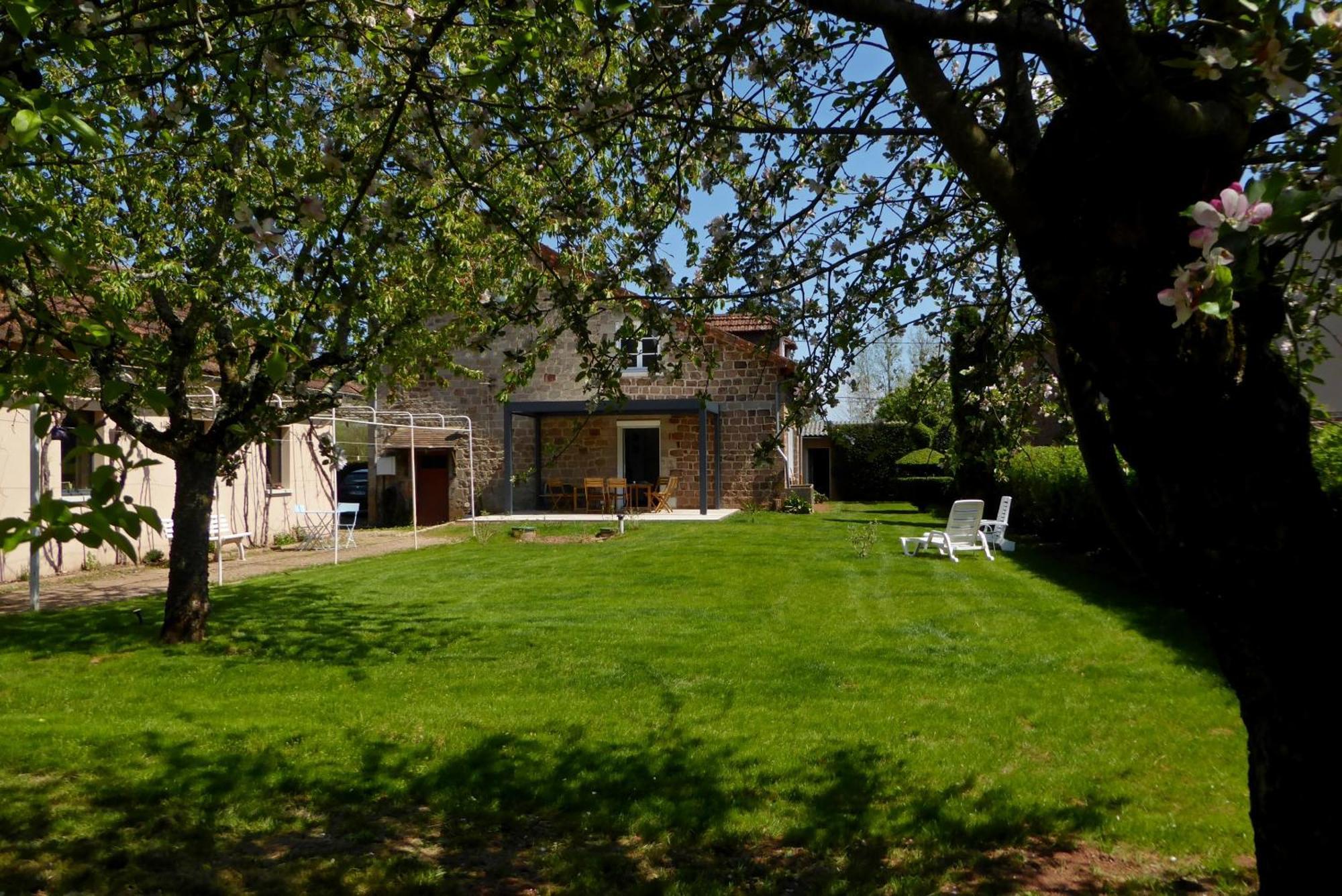 Conques-en-Rouergue L'Oustal Des Bons Vivants מראה חיצוני תמונה